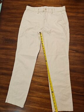 Gap Essential Khakis Straight Cut